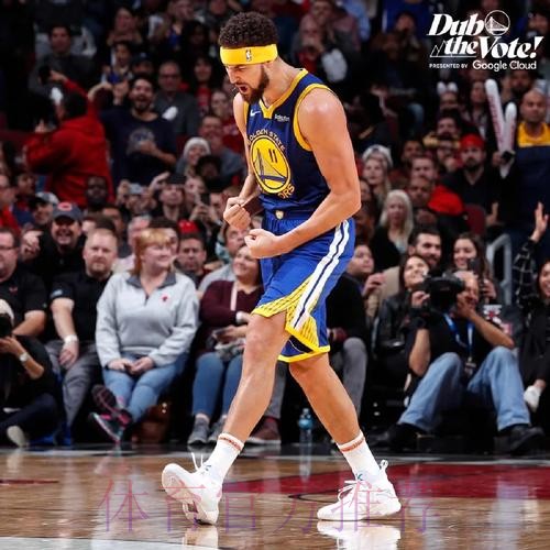 远投创造历史 汤普森三分命中数升至历史第四 远投创造历史 汤普森三分命中数升至历史第四